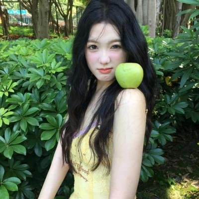 轻轻拂过 海报