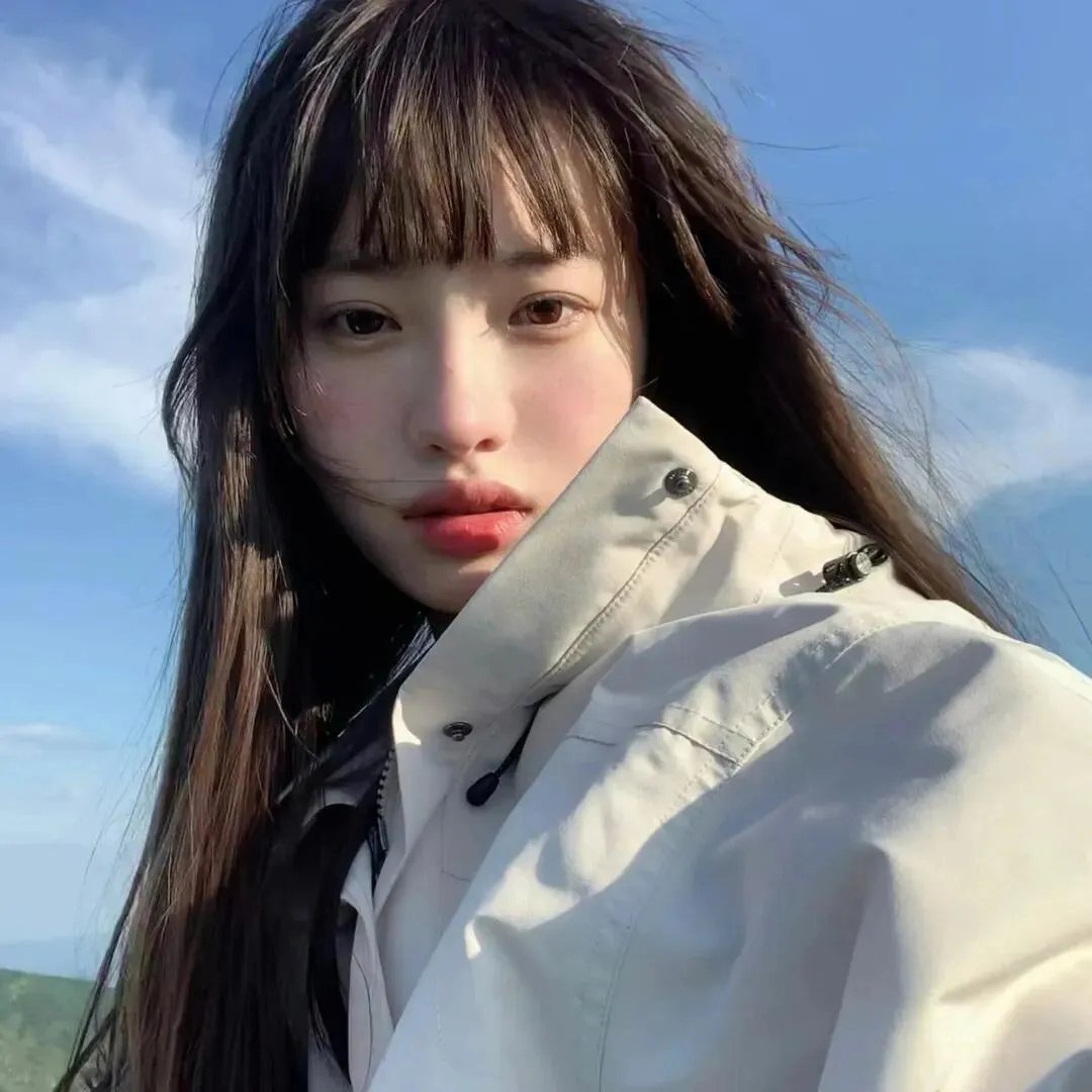 默默的小理河 海报